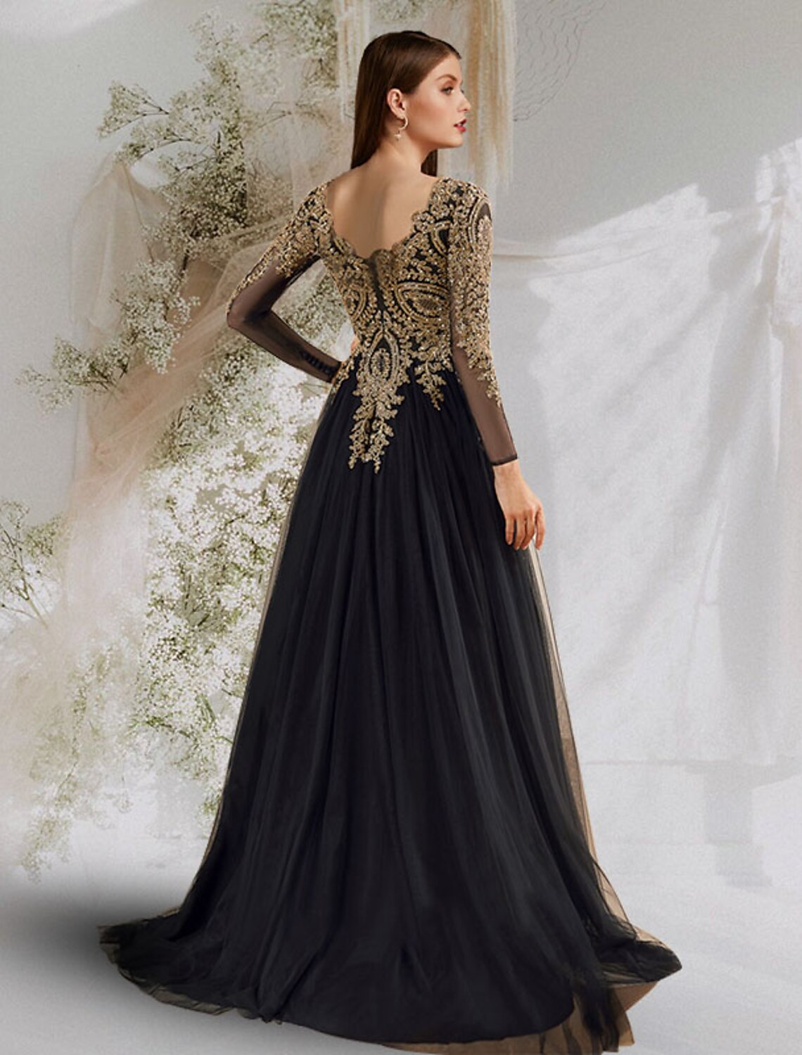 Ball Gown V-Neck Tulle Long Sleeve Applique Floor-Length Evening Gown - Chloe Dress