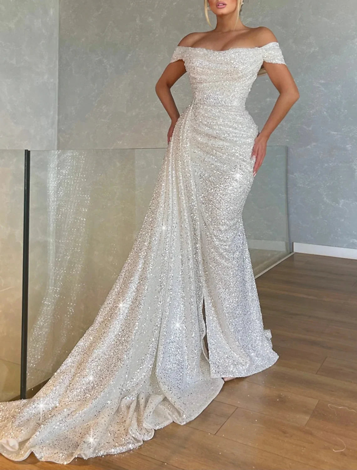Black A-Line V-Neck Tulle Long Sleeve Floor-Length Prom Dress - Chloe Dress