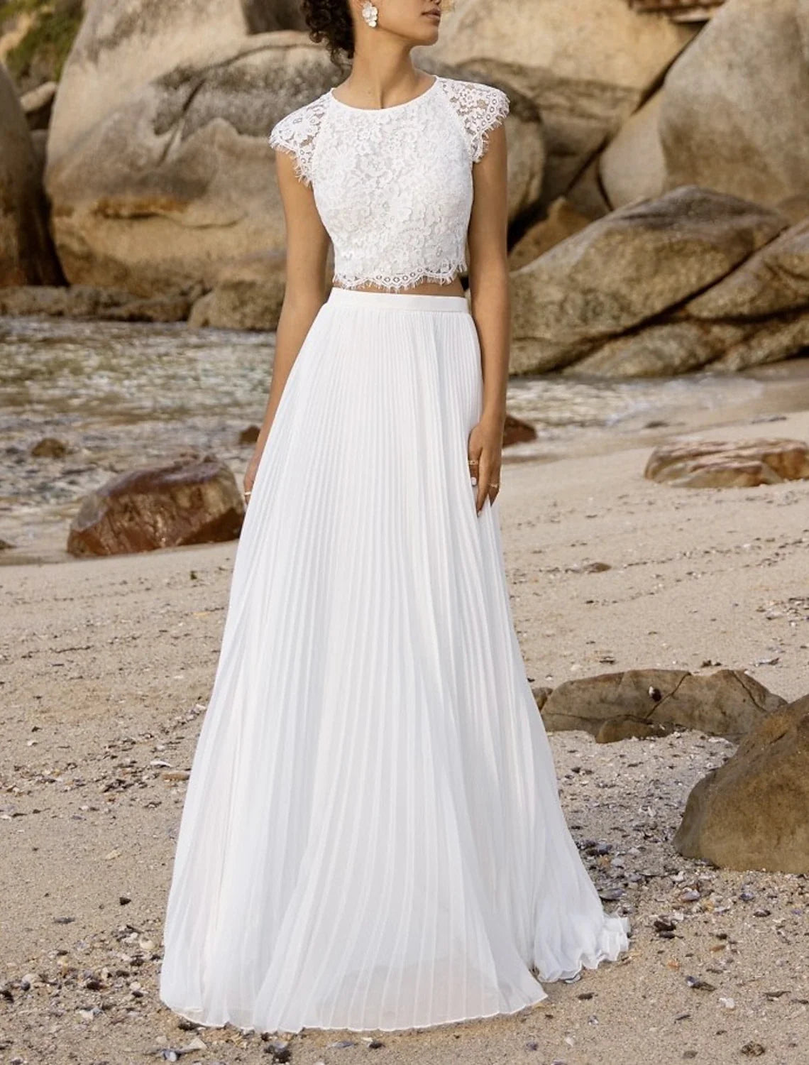 Chiffon Sleeveless Applique Floor-Length Wedding Gown - Chloe Dress