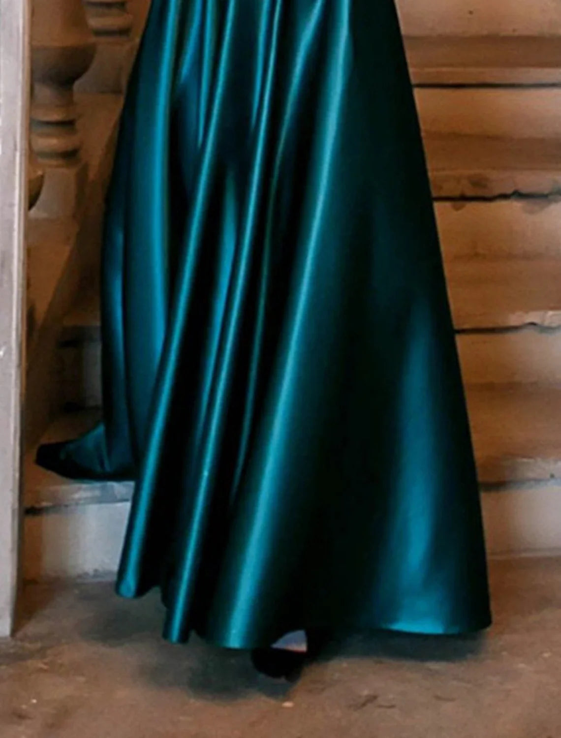 Green A-Line V-Neck Short Sleeve Floor-Length Evening Gown - Chloe Dress