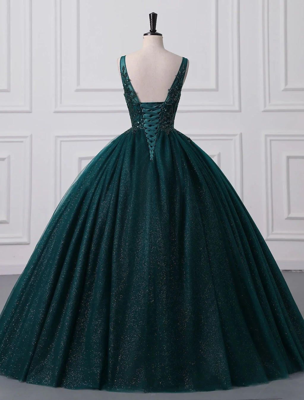 Ball Gown V-Neck Tulle Sleeveless Applique Floor-Length Prom Gown - Chloe Dress