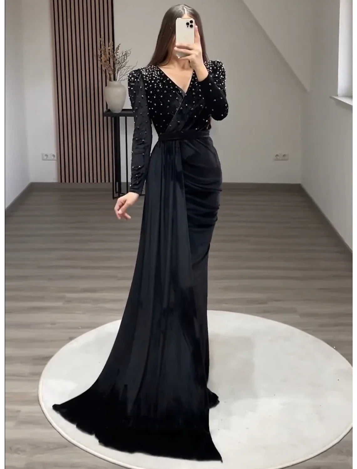 Black Mermaid V-Neck Velvet Long Sleeve Floor-Length Evening Gown - Chloe Dress