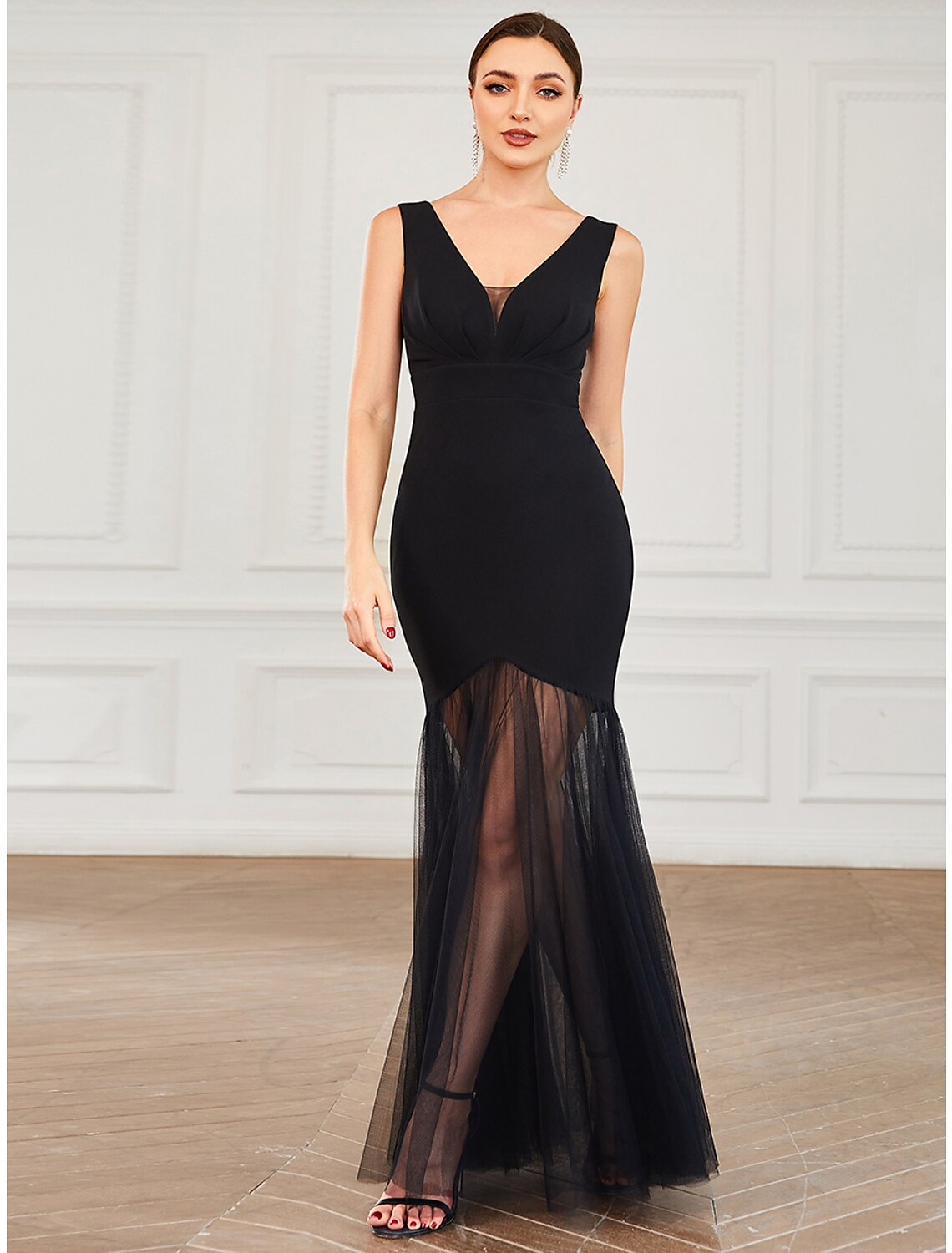 Mermaid V-Neck Tulle Sleeveless Floor-Length Evening Gown - Chloe Dress