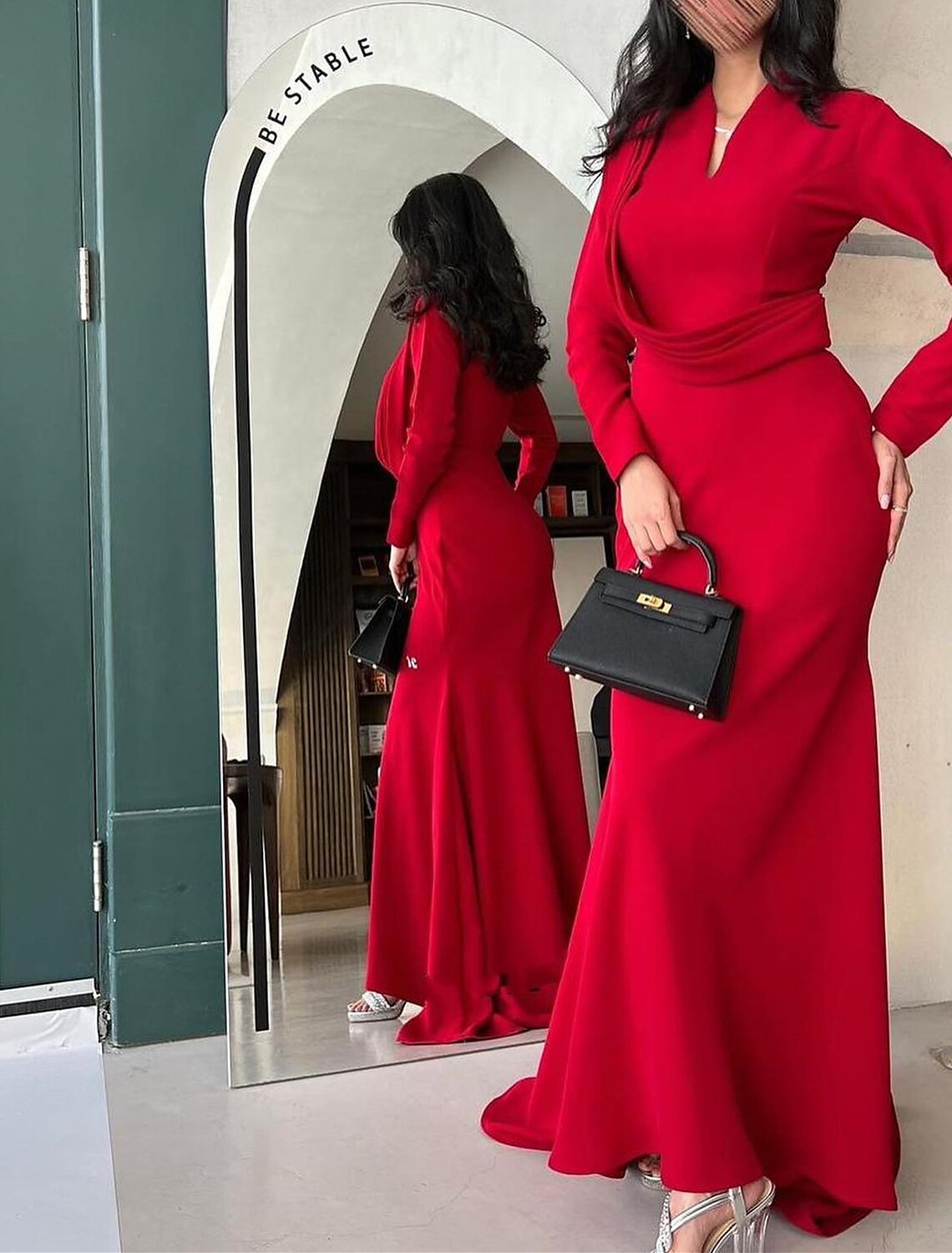 Green Mermaid V-Neck Long Sleeve Train Evening Gown - Chloe Dress